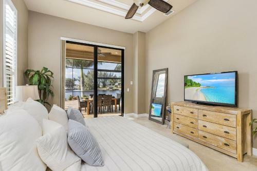 Stunning Waterfront Villa With Infinity Pool, Spa, Preserve Views Casa Del Sol - Roelens
