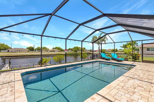 Heated Pool With Western Exposure - Villa Cape Escape - Roelens Vacations