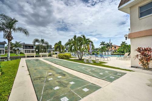 Apartamento Canalfront Cape Coral Condo With Pool Access!