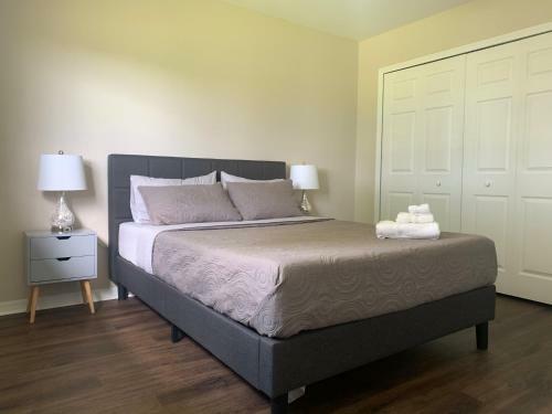 Villa Family Friendly ? Waterfront Home ? Minutes To Downtown