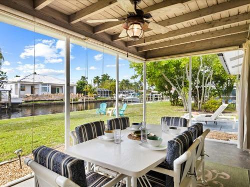 Beautiful Waterview - Bungalow Cocoa - Roelens Vacations
