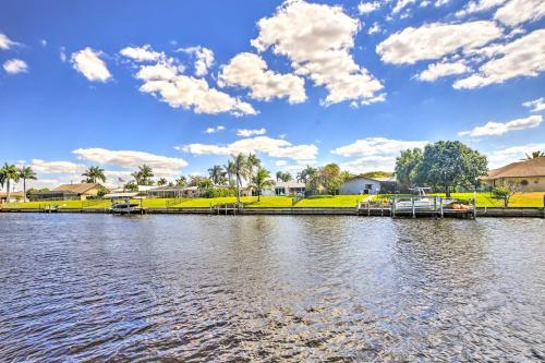 Upscale Cape Coral Retreat With Infinity Pool And Spa!