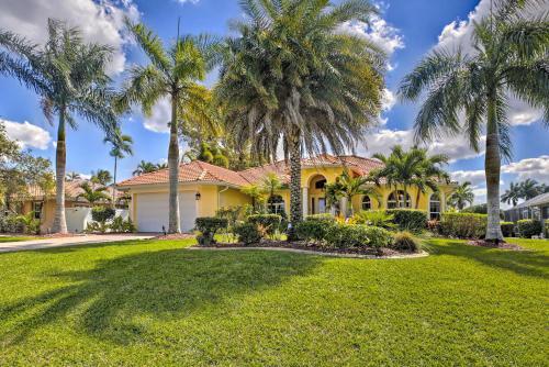 Upscale Cape Coral Retreat With Infinity Pool And Spa!