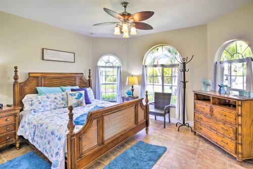 Upscale Cape Coral Retreat With Infinity Pool And Spa!