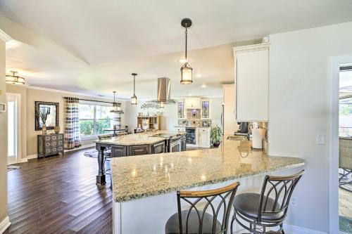 Bright Cape Coral Home With Private Pool, Lanai
