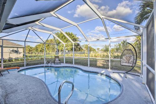 Chic Cape Coral Oasis With Pool About 7 Mi To Beach
