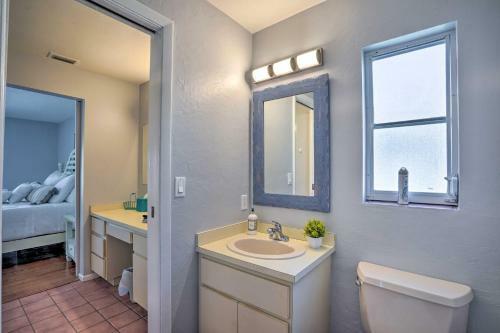Beachy Cape Coral Home - Swim, Fish, Boat!