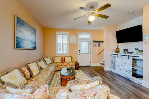 Barefoot Cottages #d122 - Turtle Inn