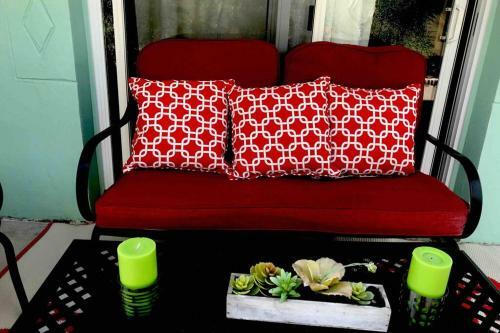 Apartamento 10 Steps To The Beach Couples Retreat