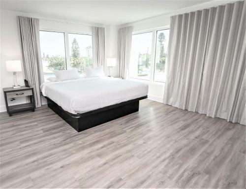Hotel The Avalon Club