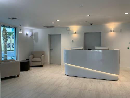 Hotel The Avalon Club