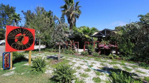 Barefoot Beach Resort By Teeming Vacation Rentals