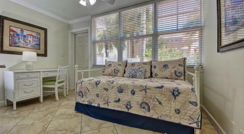 Barefoot Beach Resort By Teeming Vacation Rentals
