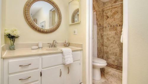 Seashell By Teeming Vacation Rentals
