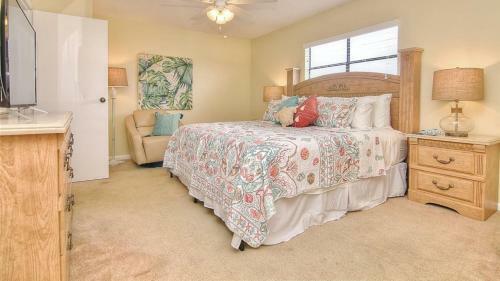 Seashell By Teeming Vacation Rentals