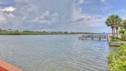 Seashell By Teeming Vacation Rentals