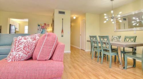 Seashell By Teeming Vacation Rentals
