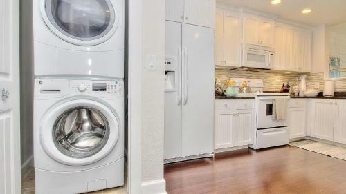 Harbourside By Teeming Vacation Rentals