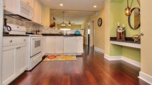 Harbourside By Teeming Vacation Rentals
