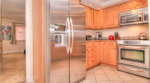 Reef Club By Teeming Vacation Rentals