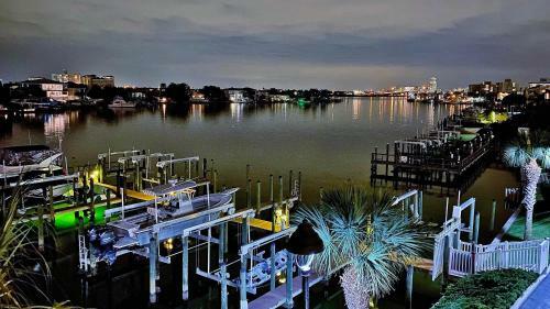 Harborview Grande By Teeming Vacation Rentals