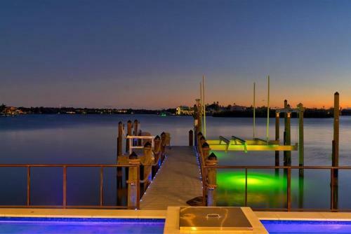 Bayside Paradise Mansion