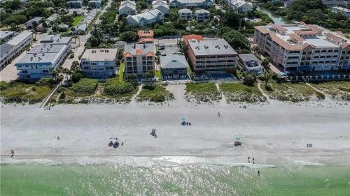 Lemar By Teeming Vacation Rentals
