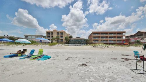 Lemar By Teeming Vacation Rentals