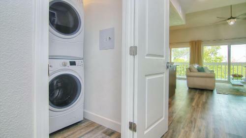 Intercoastal 203 By Teeming Vacation Rentals