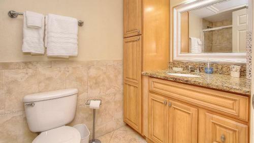 Holiday Villas III By Teeming Vacation Rentals