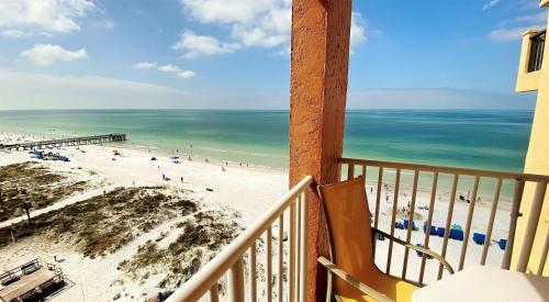 Holiday Villas III By Teeming Vacation Rentals