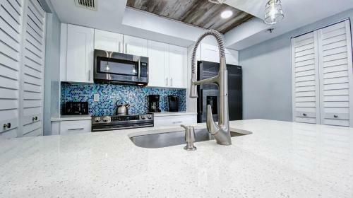 Water View By Teeming Vacation Rentals