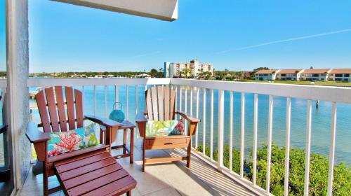 Water View By Teeming Vacation Rentals
