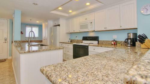 Water View By Teeming Vacation Rentals