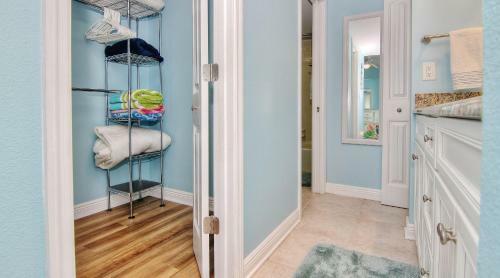 Water View By Teeming Vacation Rentals