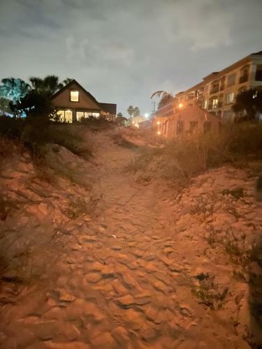 Private Beach Front Cottage- Indian Rocks Beach