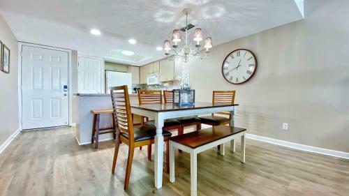Sea Club By Teeming Vacation Rentals