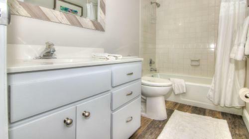 Sea Club By Teeming Vacation Rentals