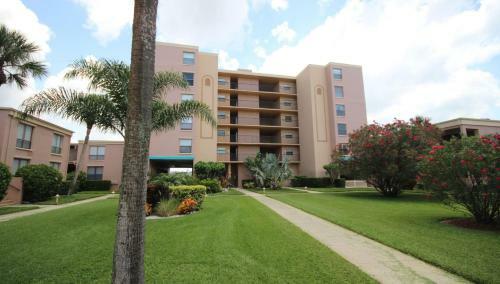 Sea Club By Teeming Vacation Rentals