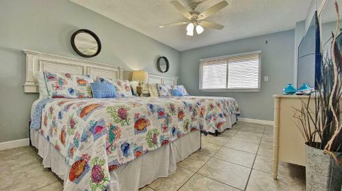 Sand Castle II By Teeming Vacatin Rentals