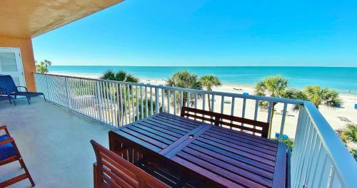 Sand Castle II By Teeming Vacatin Rentals