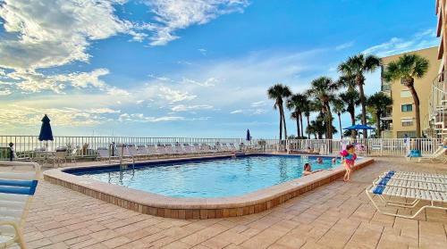 Sand Castle II By Teeming Vacatin Rentals