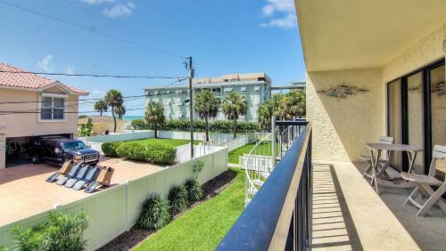 Sand Castle North 201 By Teeming Vacation Rentals