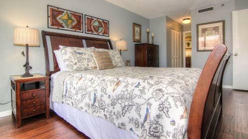 Sand Castle North 201 By Teeming Vacation Rentals