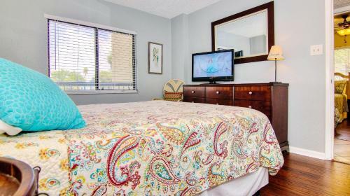 Sand Castle North 201 By Teeming Vacation Rentals