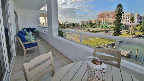 Sun West Palms By Teeming Vacatin Rentals