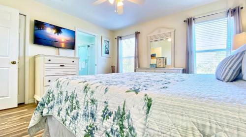 Beachside Villas 204b By Teeming Vacation Rentals