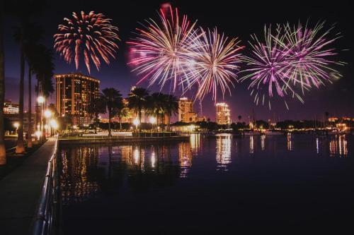 Bay Shores 417