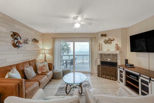 Pelicans Pointe 4a