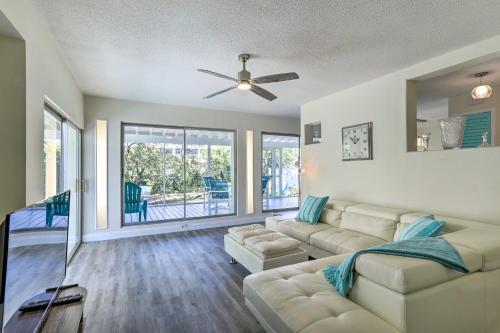 Tropical Waterfront Home Central Location!